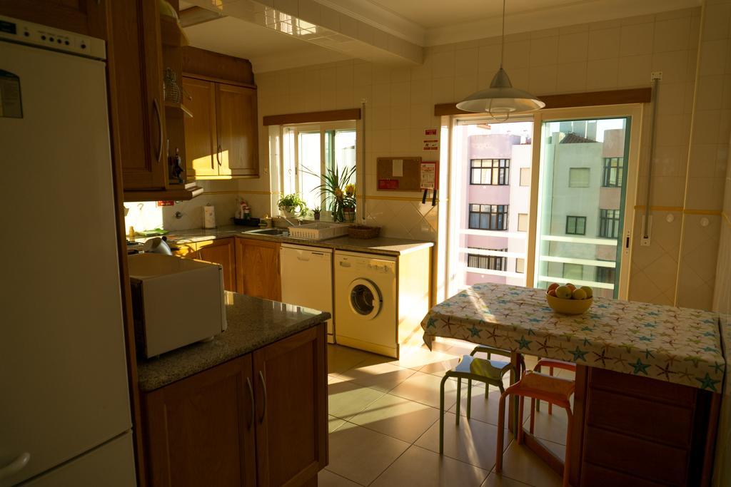 Sun & Wave Apartment Peniche Ngoại thất bức ảnh